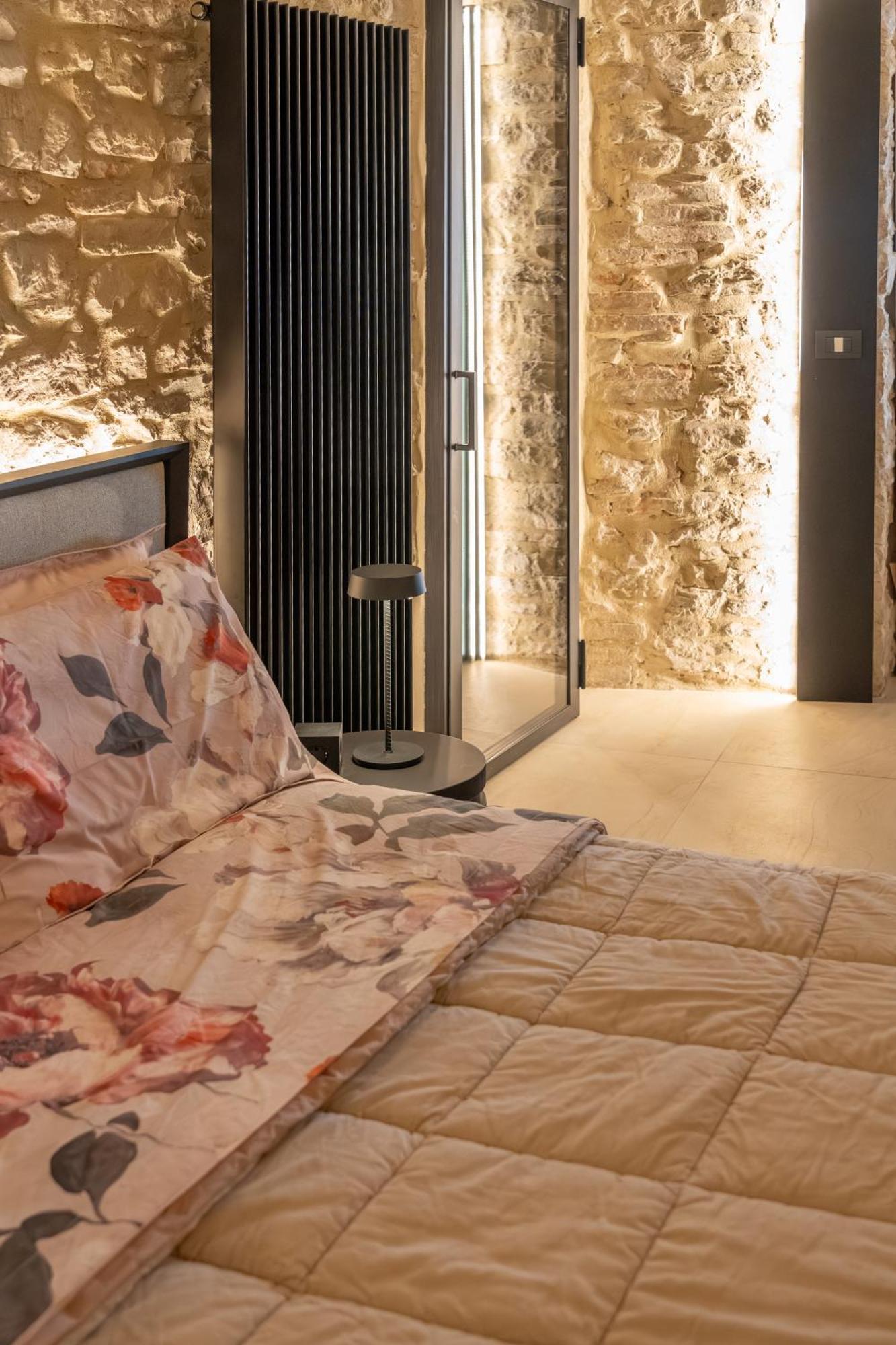 Forma Your Boutique Suite Corciano Exterior foto