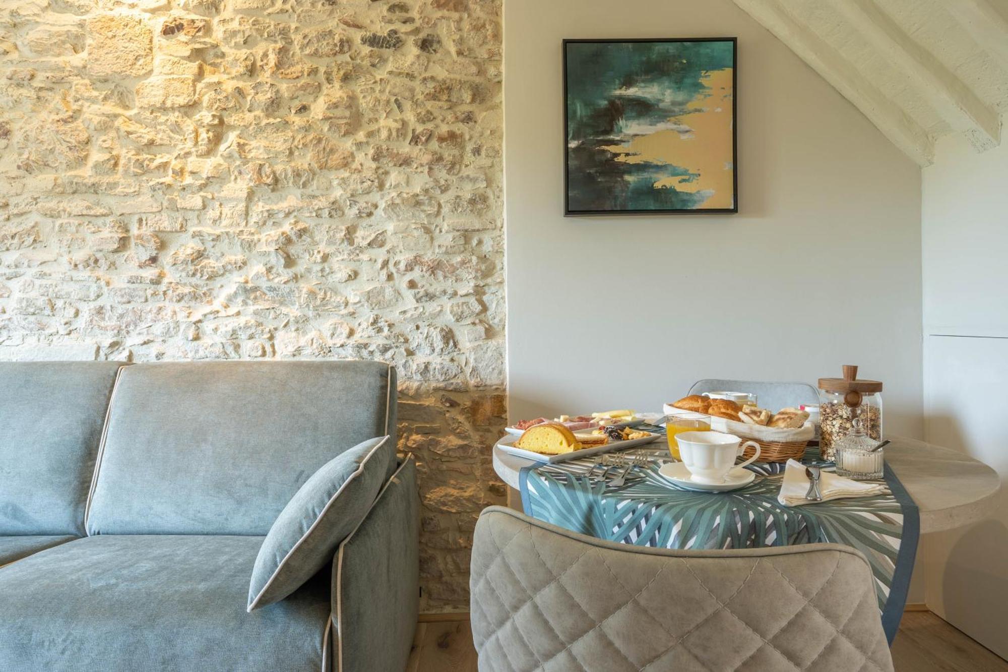Forma Your Boutique Suite Corciano Exterior foto